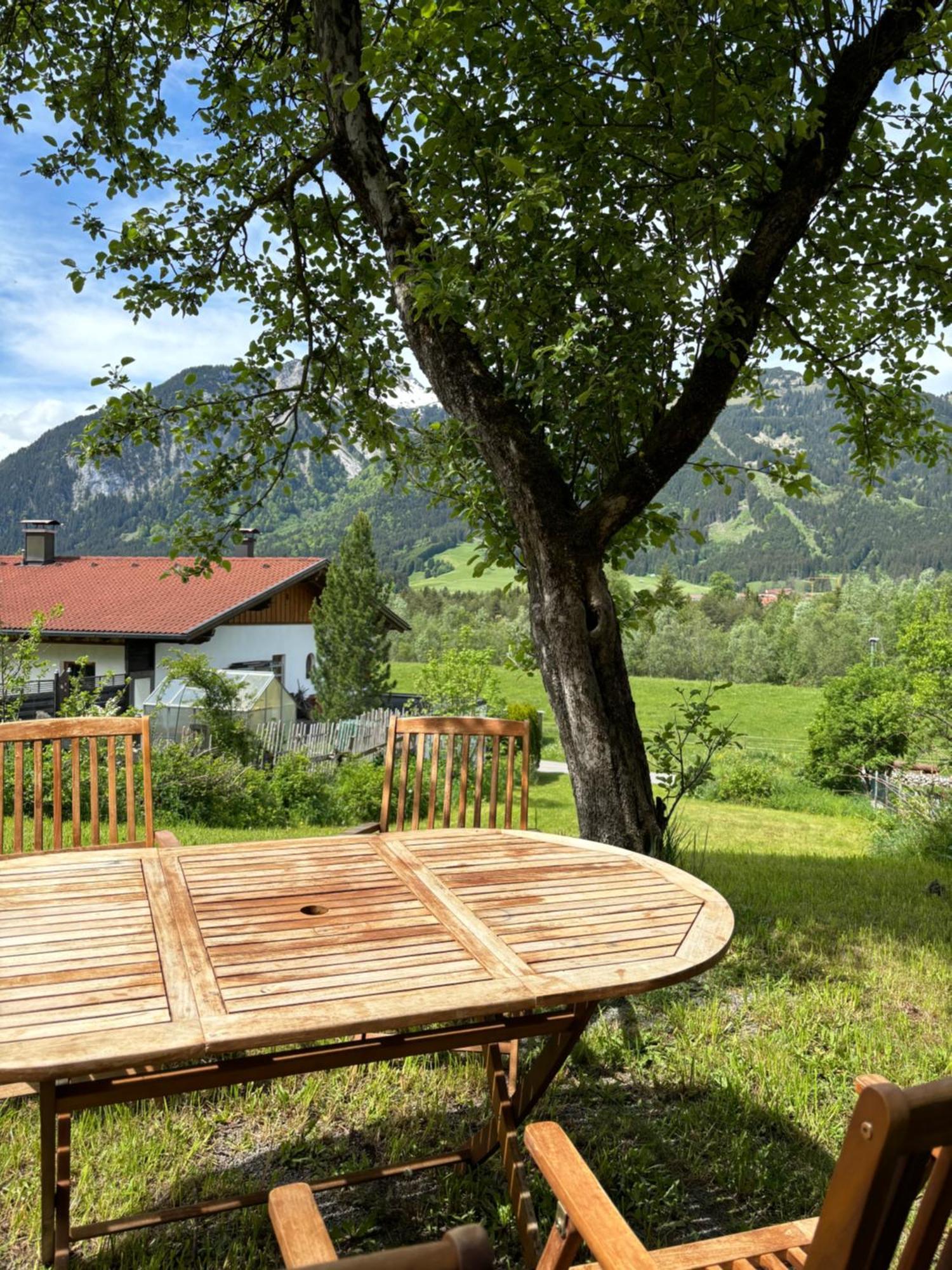 Apartmenthaus Ehrenberg Ehenbichl Zewnętrze zdjęcie